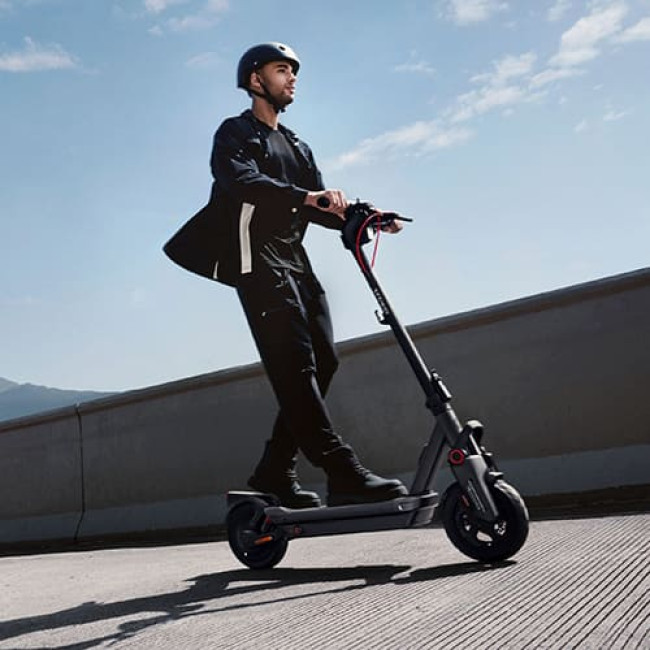 Электросамокат Ninebot Kickscooter MAX G3 (Международная версия) Электросамокат Ninebot Kickscooter MAX G3 (Международная версия)