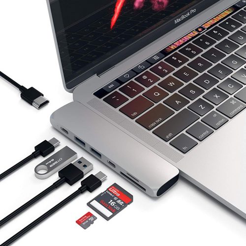 USB-хаб для MacBook Pro (2016) Satechi Aluminum Type-C Pro Hub Adapter (Серебристый) ST-CMBPS
