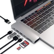 USB-хаб для MacBook Pro (2016) Satechi Aluminum Type-C Pro Hub Adapter (Серебристый) ST-CMBPS - фото
