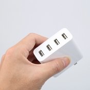 Зарядное устройство 4 USB Port Charger (Белый) - фото